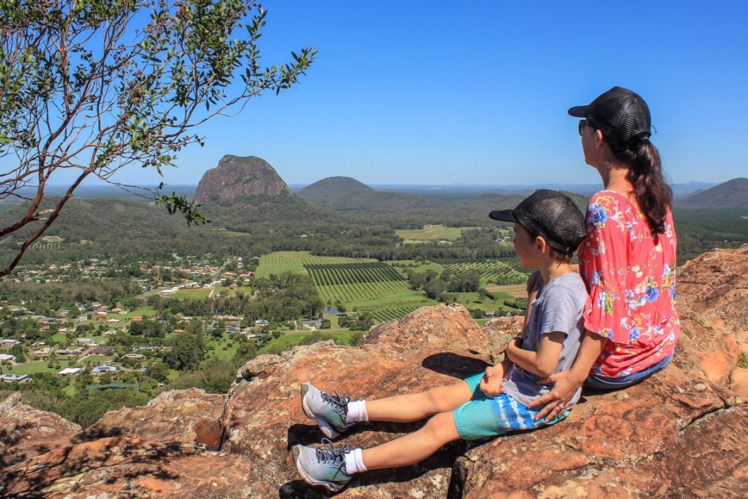 Hiking Mt Ngungun with kids